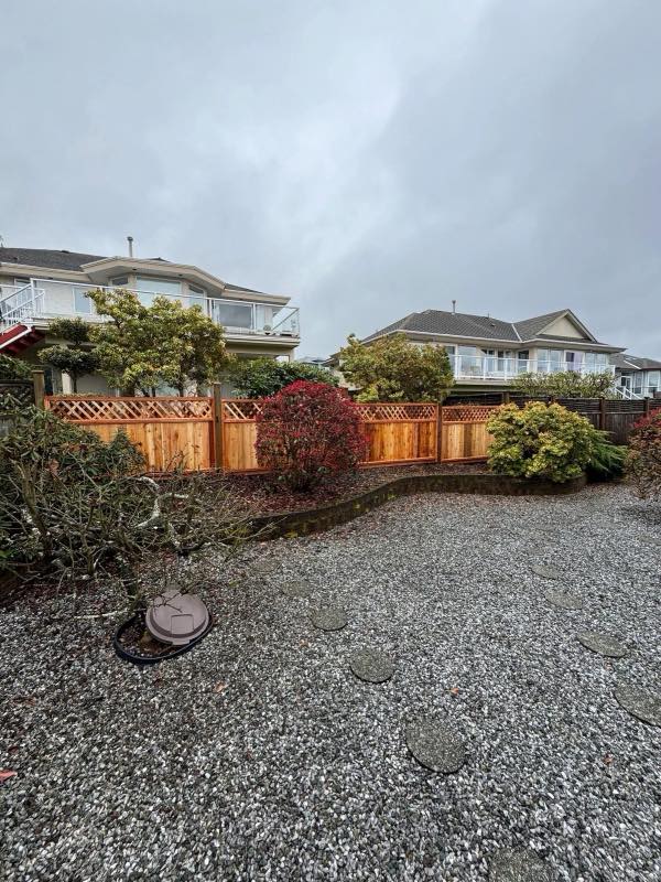 Prefabricated fence project by Tonella Contracting on Vancouver Island